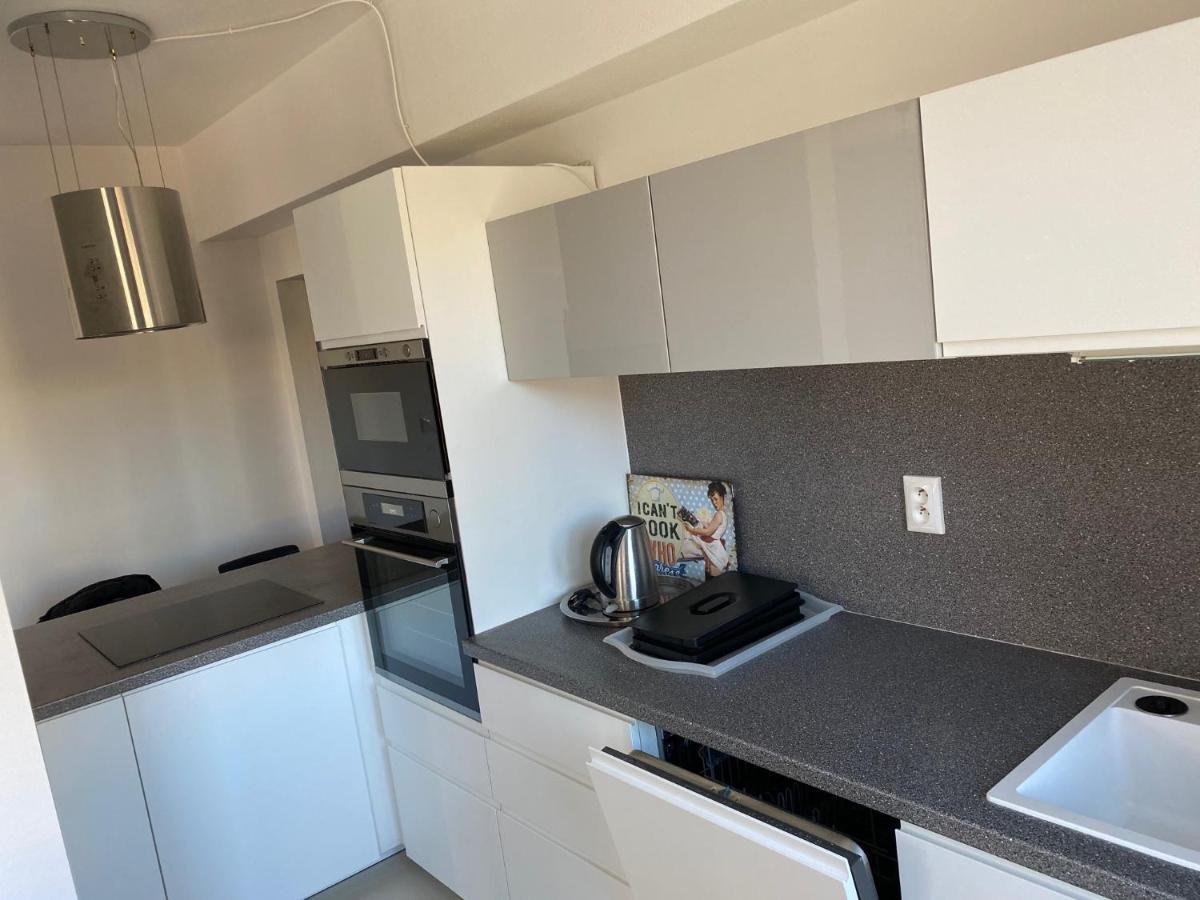 Apartman "Dunaj" Private Parking - Klimatizacia Šamorín Zewnętrze zdjęcie