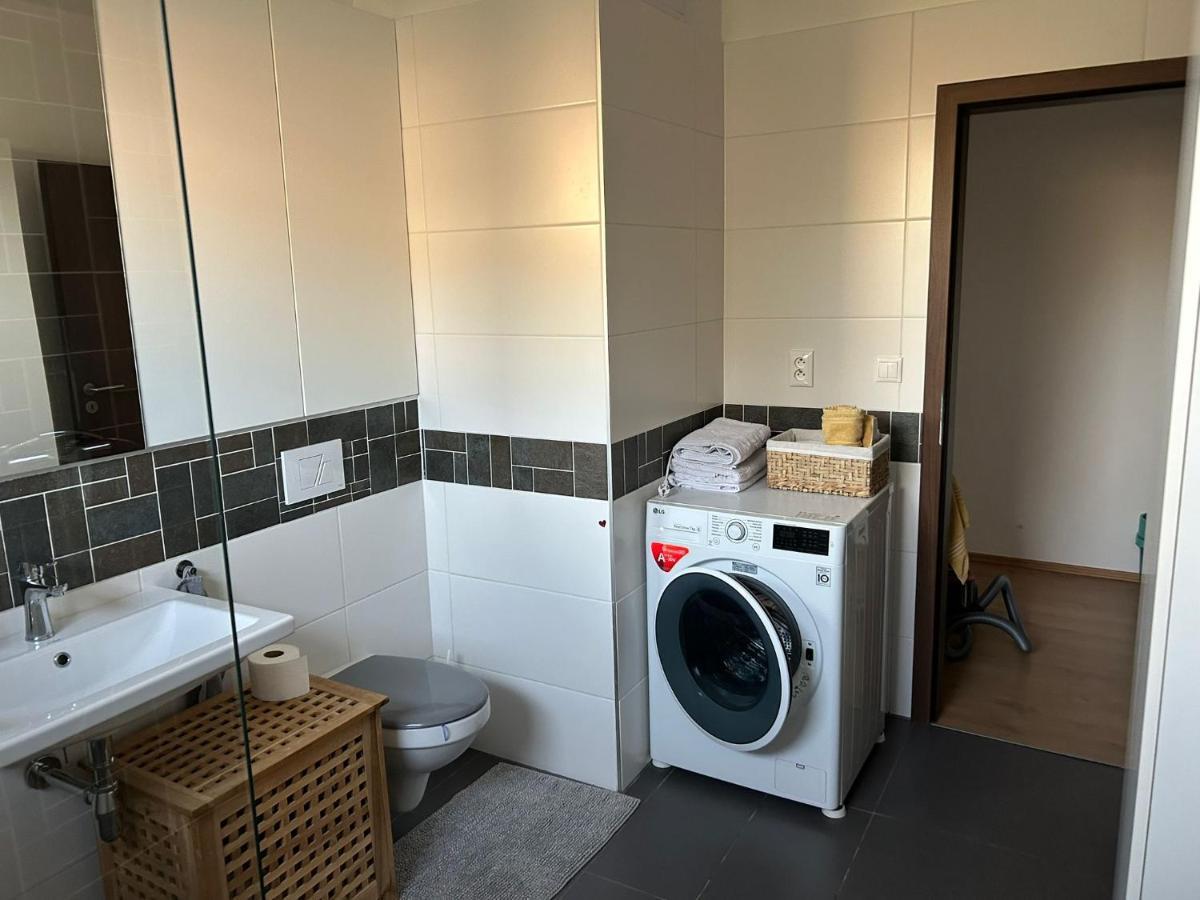 Apartman "Dunaj" Private Parking - Klimatizacia Šamorín Zewnętrze zdjęcie