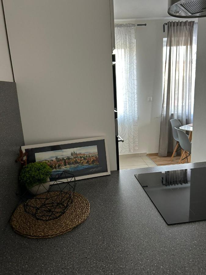 Apartman "Dunaj" Private Parking - Klimatizacia Šamorín Zewnętrze zdjęcie